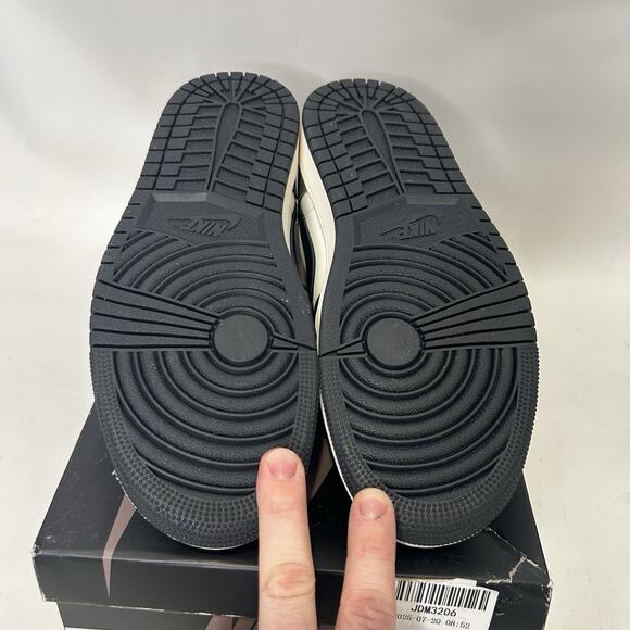 Nike Air Jordan 1 Retro Low OG “Mocha Brown” - Picture 5 of 8